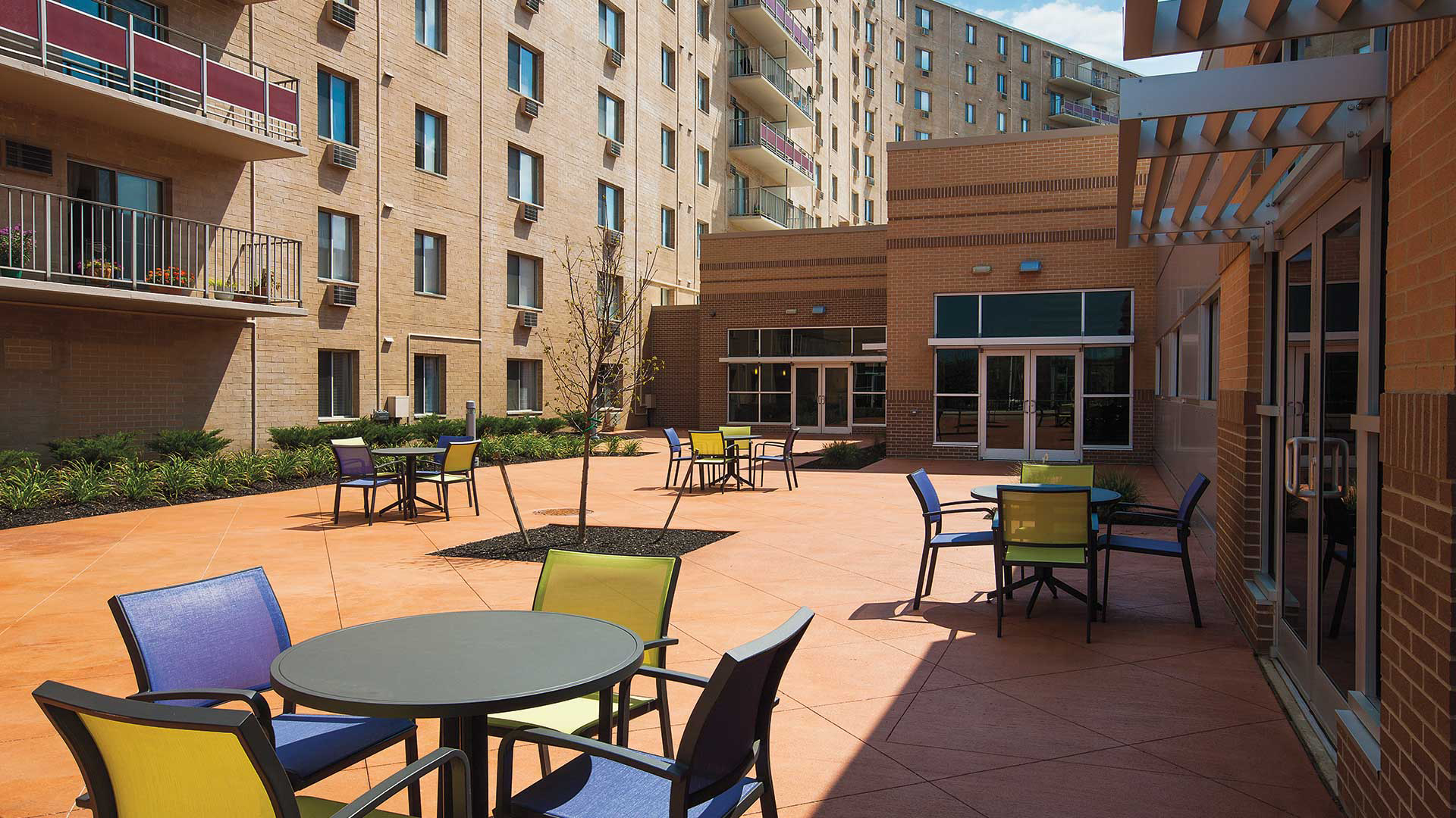Outdoor courtyard in an apartment building