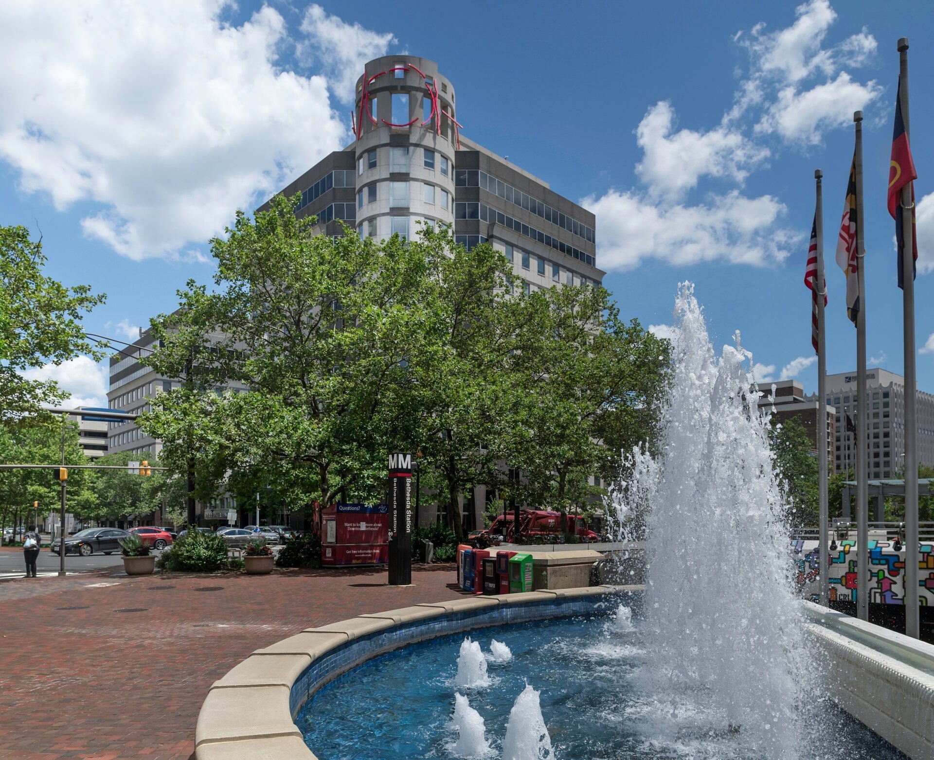 Bethesda Metro Fountain, Bethesda, MD, The fountain at the …